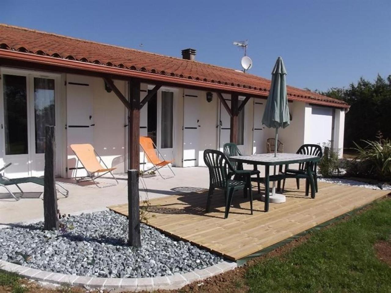 Maison Familiale Avec Jardin, Proche Plages Et Wifi - Fr-1-357-89 La Jonchere 外观 照片